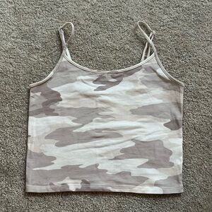 cropped camo tank top